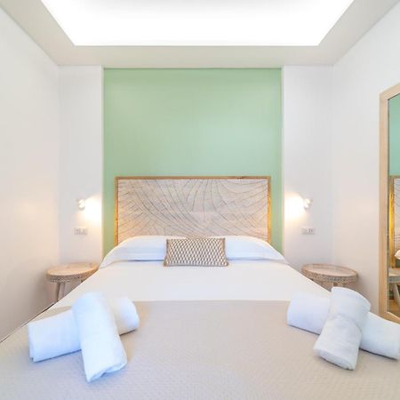 Mensos Rooms Olbia Exterior photo