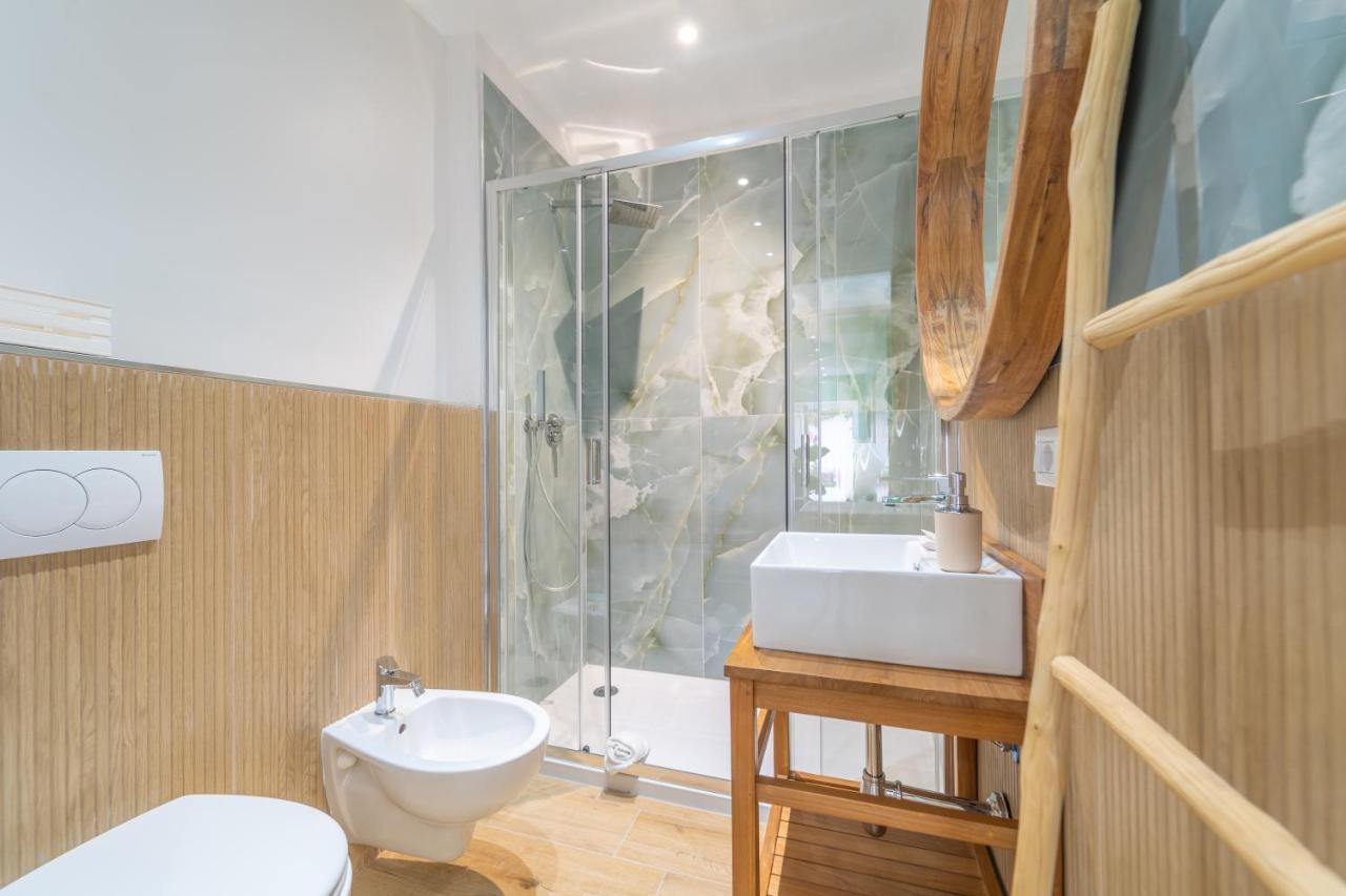 Mensos Rooms Olbia Exterior photo