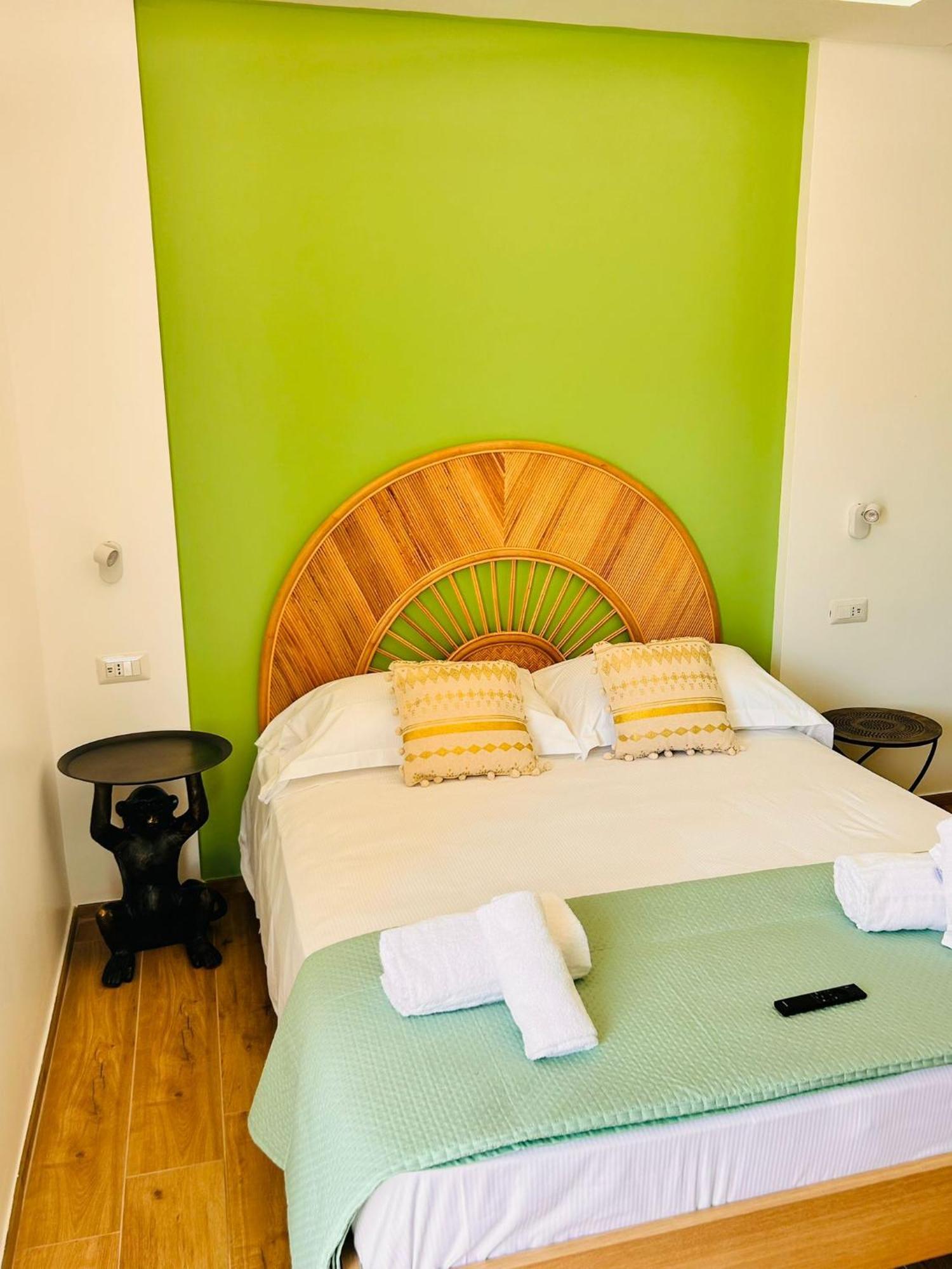 Mensos Rooms Olbia Exterior photo