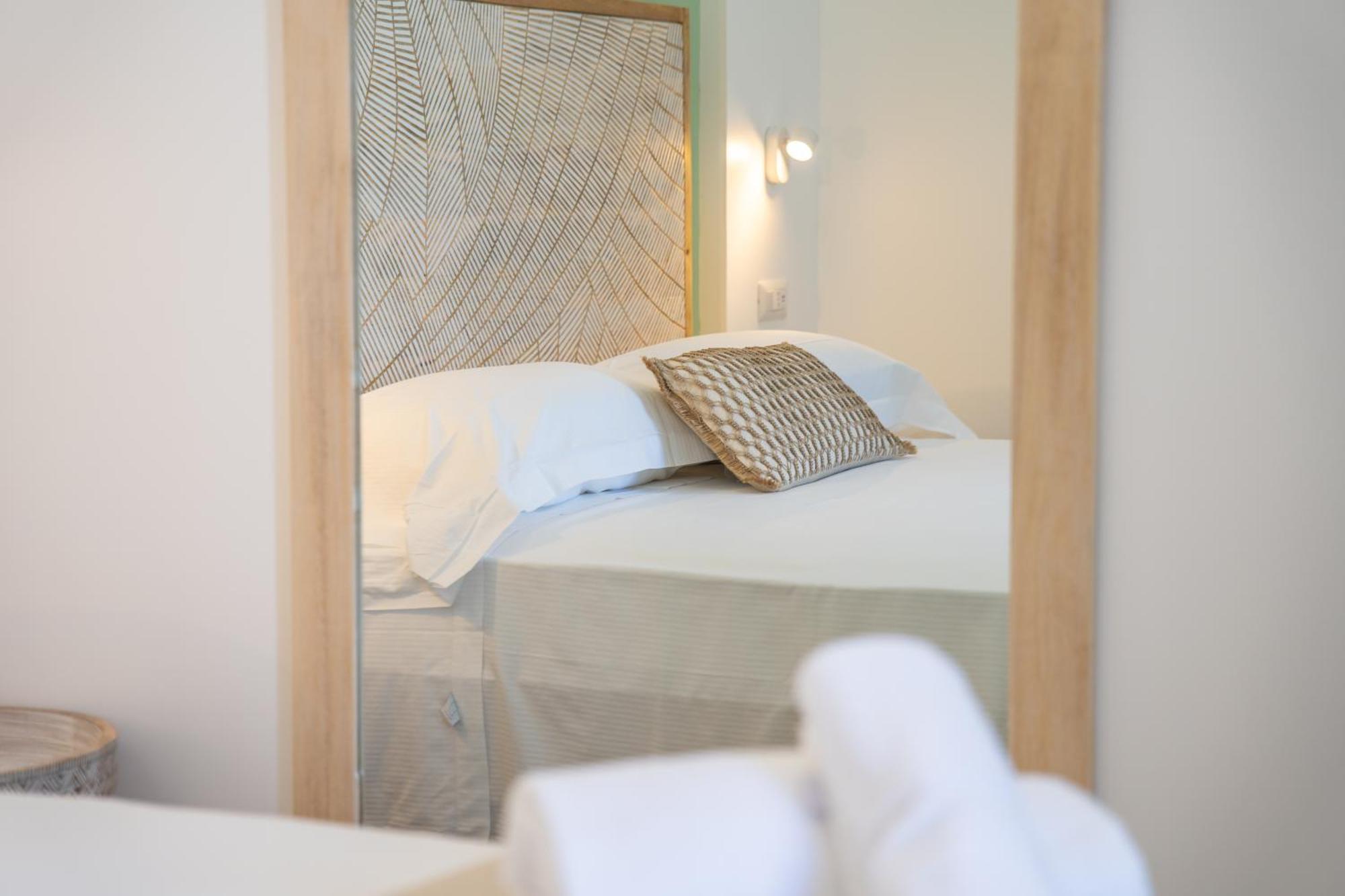 Mensos Rooms Olbia Exterior photo