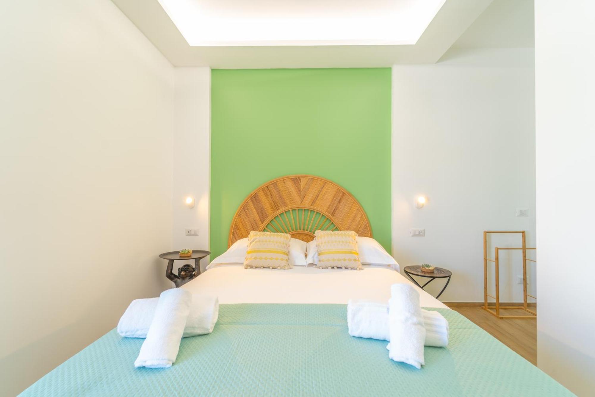 Mensos Rooms Olbia Exterior photo
